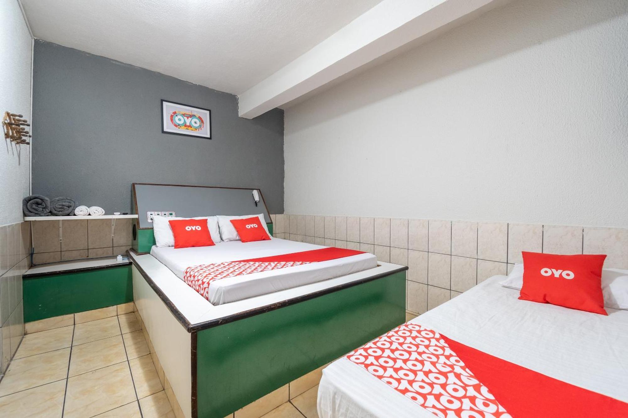 Oyo Nações Unidas, Hotel 4*